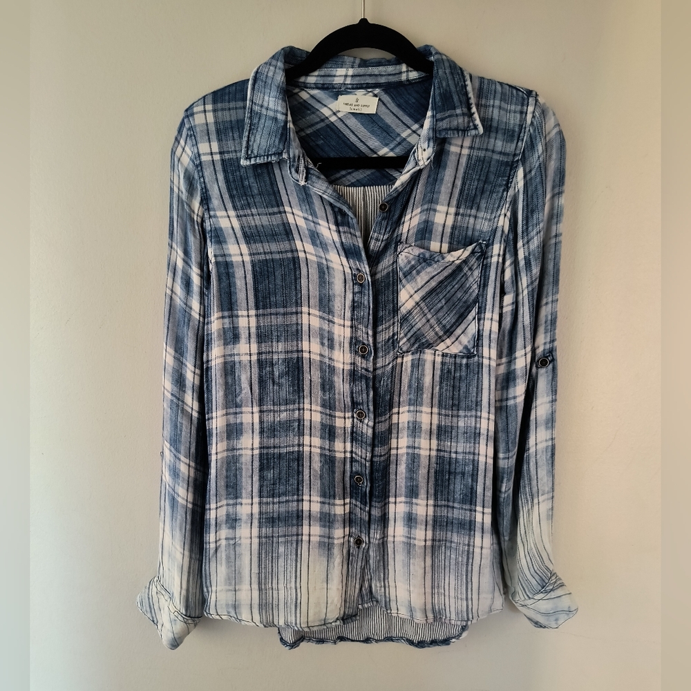 Thread And Supply Blue Button Down Shirt Size Small